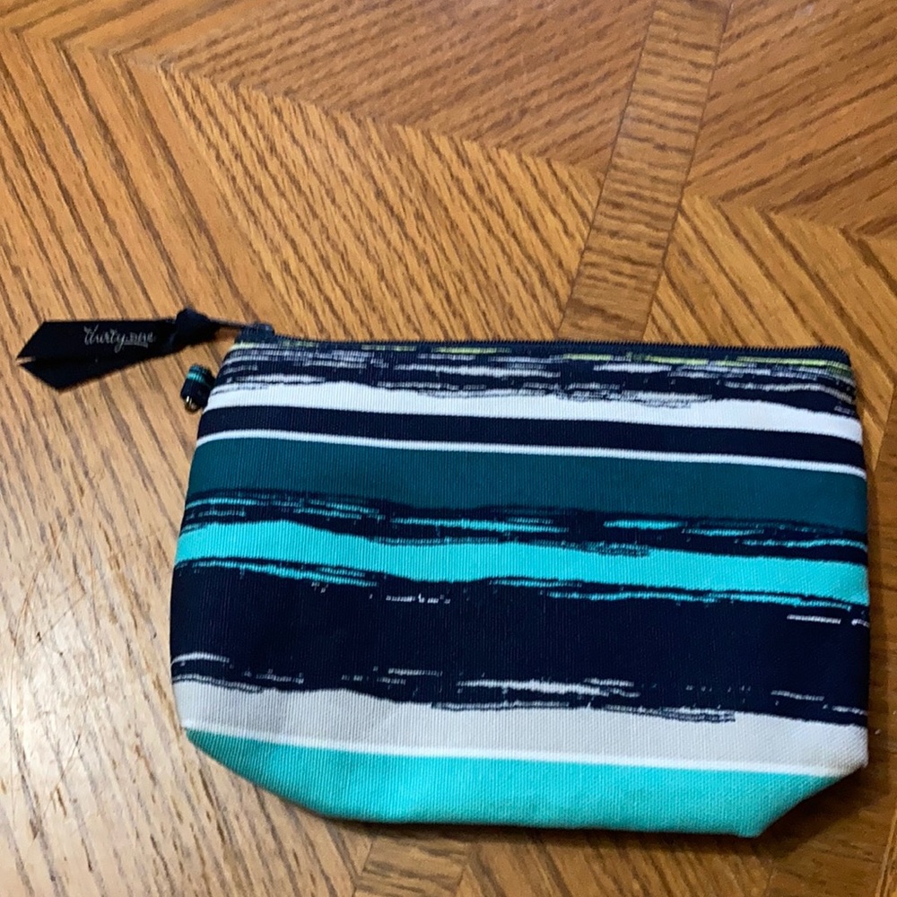 NWOT Thirty-one pouch